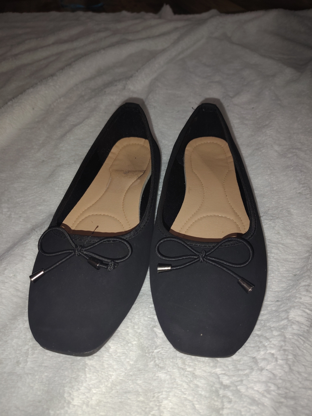 TOP Moda Black Ballet Flats with Bow Accent